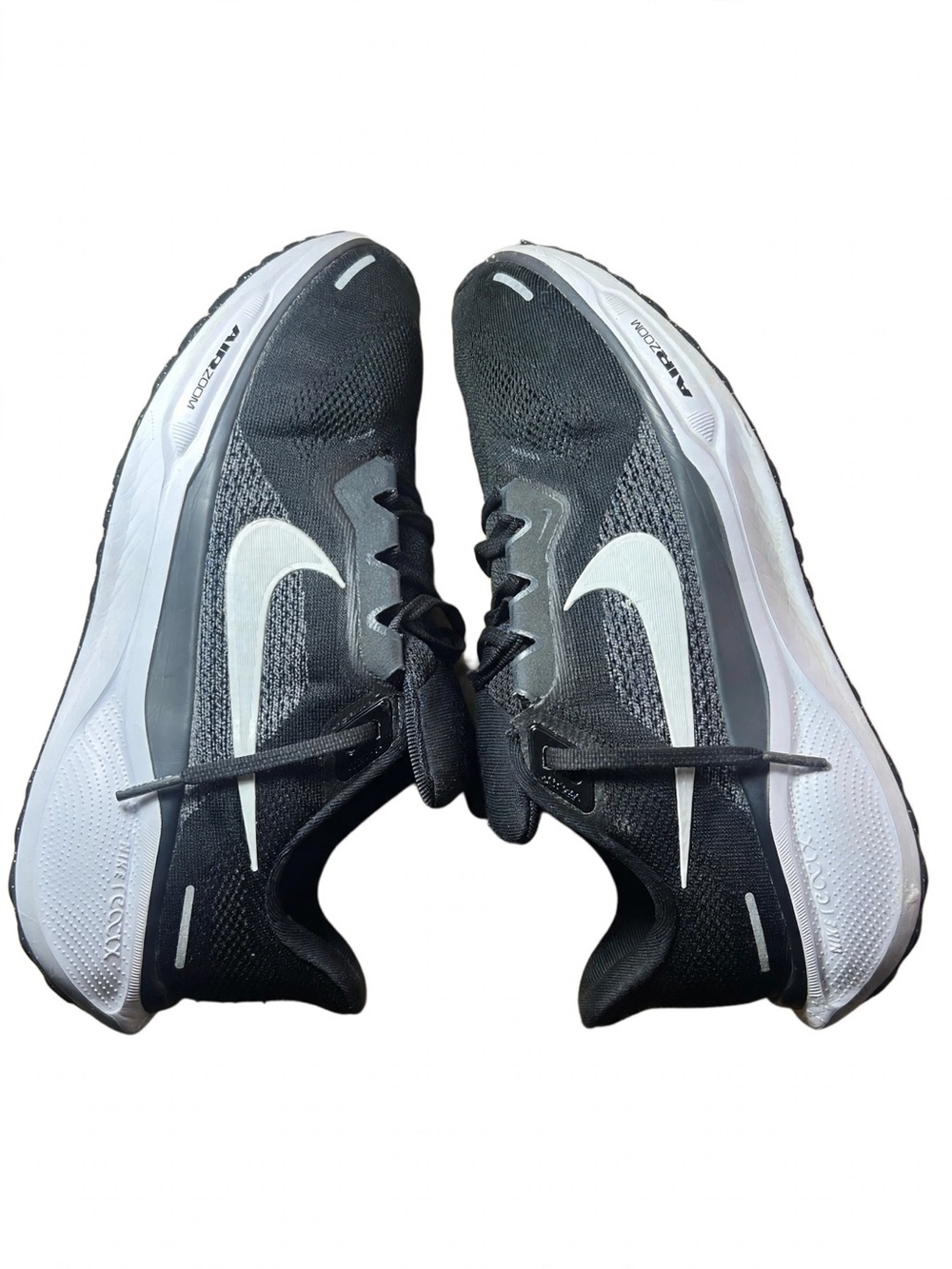 Nike Men’s Athletic Running Shoes - Black/White Missing inside soles
